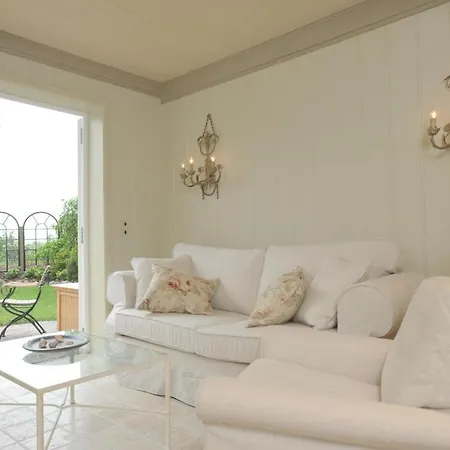 Holiday home Liiger Wal